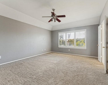 5404 Pecan Creek Circle - Photo Thumbnail 9