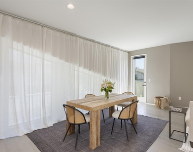 4703 Munger Avenue - Photo Thumbnail 10