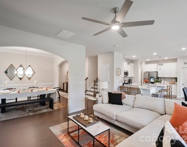 17812 New Mark Avenue - Photo Thumbnail 13