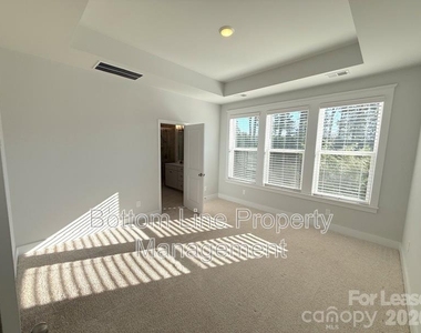 5915 Ardrey Kell Road - Photo Thumbnail 18