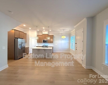5915 Ardrey Kell Road - Photo Thumbnail 4