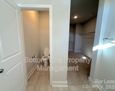 5915 Ardrey Kell Road - Photo Thumbnail 20