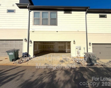 5915 Ardrey Kell Road - Photo Thumbnail 24