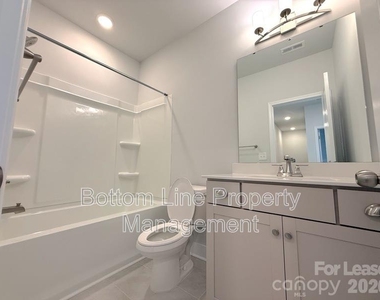 5915 Ardrey Kell Road - Photo Thumbnail 15