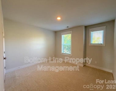5915 Ardrey Kell Road - Photo Thumbnail 17