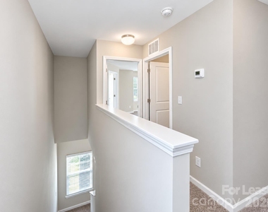 914 Battleground Avenue - Photo Thumbnail 28