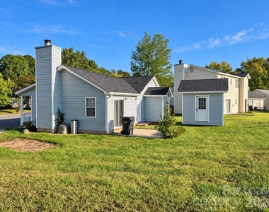 1302 Eagles Landing Drive - Photo Thumbnail 18