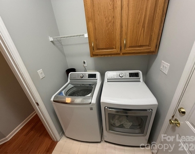8821 Oakham Street - Photo Thumbnail 2