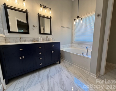 8821 Oakham Street - Photo Thumbnail 6