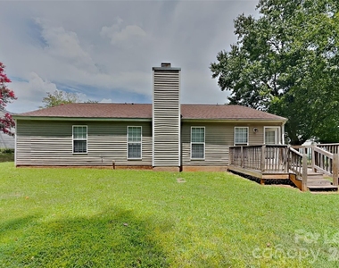 6902 Kentucky Derby Drive - Photo Thumbnail 6