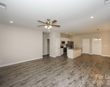 616 Newbern Avenue - Photo Thumbnail 4