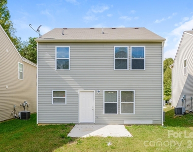 6108 Fazenda Drive - Photo Thumbnail 8