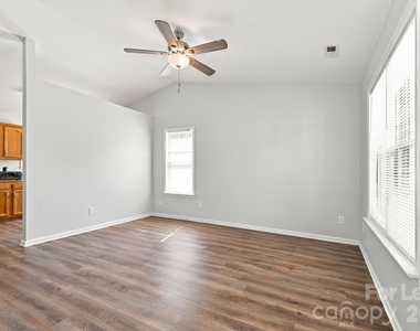 516 Turner Street - Photo Thumbnail 4