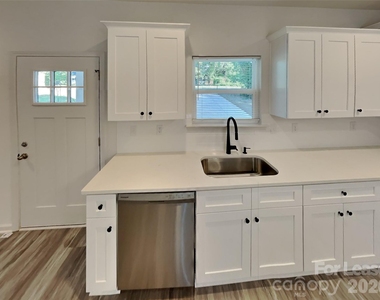 8019 Pleasant Grove Road - Photo Thumbnail 4