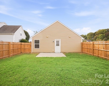 118 Brantley Place Drive - Photo Thumbnail 5