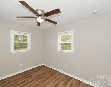 198 Harriet Lane - Photo Thumbnail 3