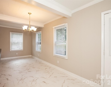 1606 Belmar Drive - Photo Thumbnail 9