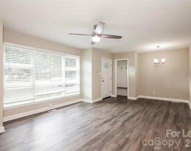 1606 Belmar Drive - Photo Thumbnail 2