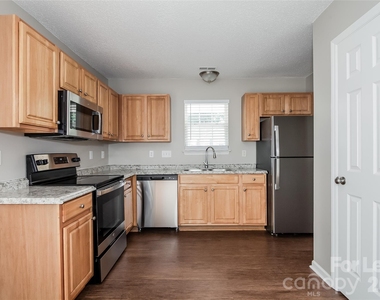 3617 Silver Ore Lane - Photo Thumbnail 5