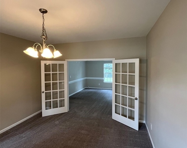 15315 Edgewater Forest Lane - Photo Thumbnail 3