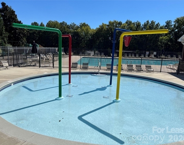 15315 Edgewater Forest Lane - Photo Thumbnail 36