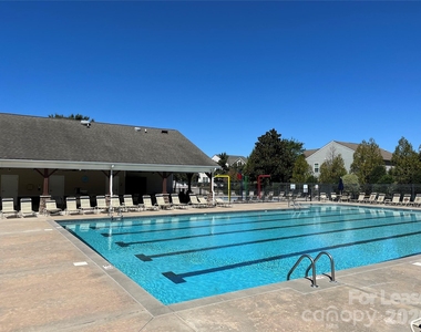 15315 Edgewater Forest Lane - Photo Thumbnail 37
