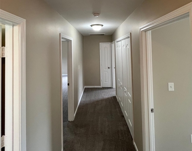 15315 Edgewater Forest Lane - Photo Thumbnail 17