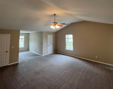 15315 Edgewater Forest Lane - Photo Thumbnail 19