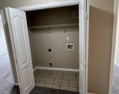 15315 Edgewater Forest Lane - Photo Thumbnail 25