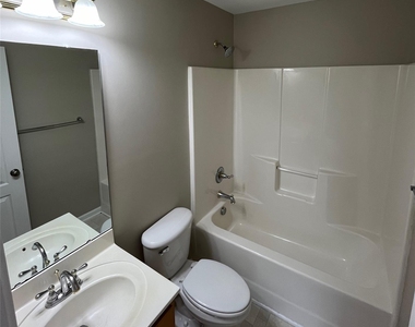 15315 Edgewater Forest Lane - Photo Thumbnail 22