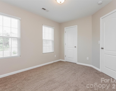 1605 Allegheny Drive - Photo Thumbnail 8