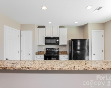 1605 Allegheny Drive - Photo Thumbnail 5