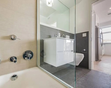 85 Rogers Avenue - Photo Thumbnail 5