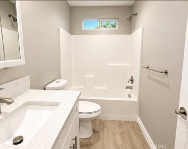 1663 Hawthorne St - Photo Thumbnail 15