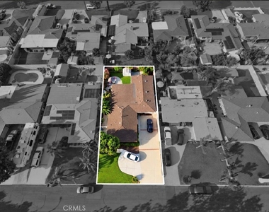 1663 Hawthorne St - Photo Thumbnail 20