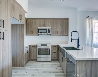 10602 Owens - Photo Thumbnail 8