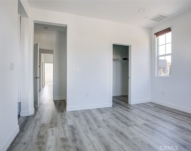10602 Owens - Photo Thumbnail 16