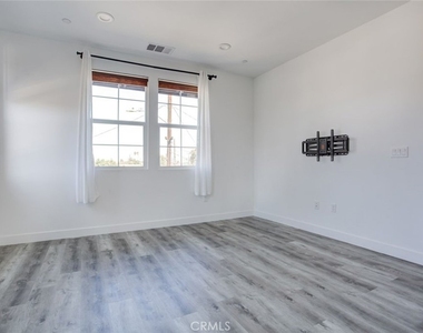 10602 Owens - Photo Thumbnail 18