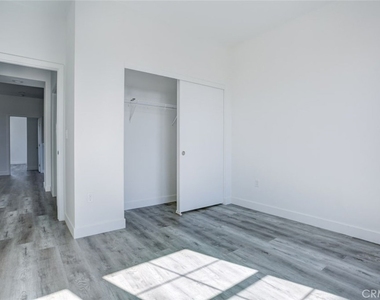 10602 Owens - Photo Thumbnail 25