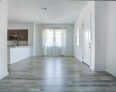 10602 Owens - Photo Thumbnail 11