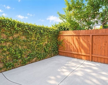 1831 Orange Grove Rd - Photo Thumbnail 11