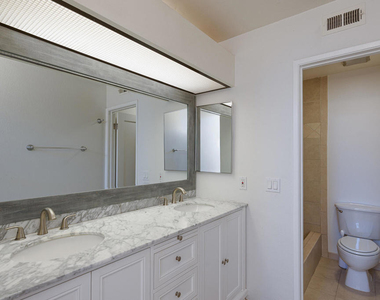 4812 Dunes Street - Photo Thumbnail 14