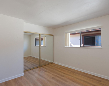 4812 Dunes Street - Photo Thumbnail 12