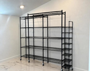 2810 Sherwin Avenue - Photo Thumbnail 7