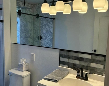 2810 Sherwin Avenue - Photo Thumbnail 17