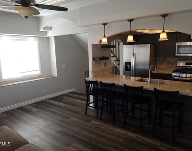 758 Westeria Lane - Photo Thumbnail 15