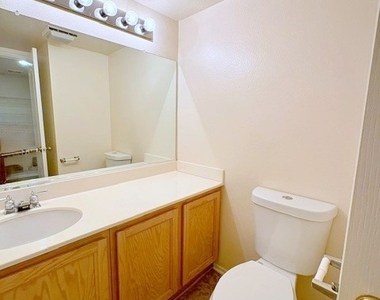 11245 Terra Vista Parkway - Photo Thumbnail 13