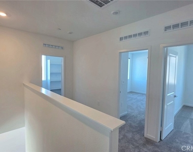 3195 Silo Paseo - Photo Thumbnail 9