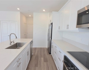 3195 Silo Paseo - Photo Thumbnail 5