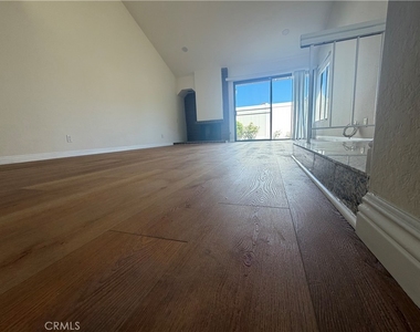 23001 Paseo De Terrado - Photo Thumbnail 5